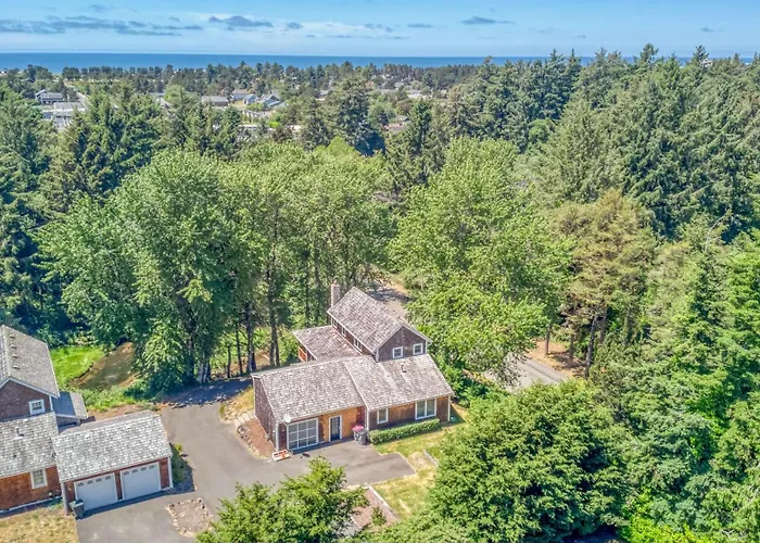 Pacific Way Cottage - Meredith Lodging